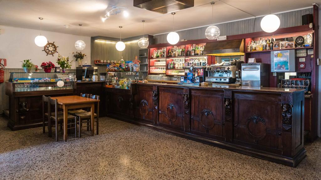 Ristorante Albergo Al Donatore Teòr المظهر الخارجي الصورة